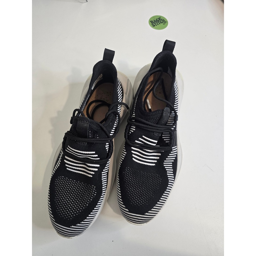 Sorel Explorer Defy Low Sneaker Womens 9 Knit Lace Up Walking Shoes Black White